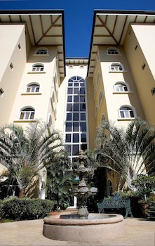 Apartotel & Suites Villas Del Rio