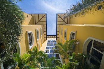 Apartotel & Suites Villas Del Rio