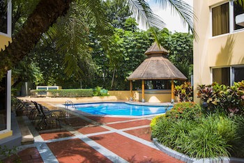 Apartotel & Suites Villas Del Rio