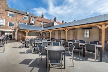 The Golden Fleece Hotel, Thirsk, North Yorkshire