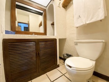 Puerto De Luna Pet Friendly & Family Suites Hotel