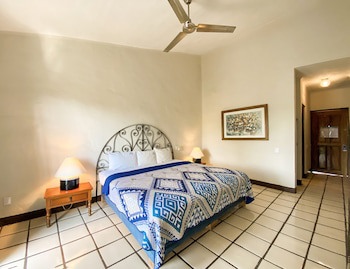 Puerto De Luna Pet Friendly & Family Suites Hotel