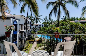 Puerto De Luna Pet Friendly & Family Suites Hotel