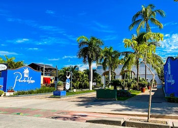 Puerto De Luna Pet Friendly & Family Suites Hotel