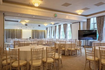 Alma Lodge Hotel & Events Venue