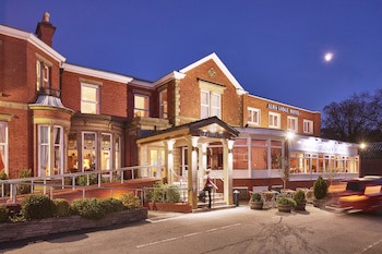 Alma Lodge Hotel & Events Venue