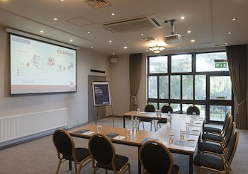 The Hog's Back Hotel & Spa Farnham
