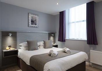 The Hog's Back Hotel & Spa Farnham
