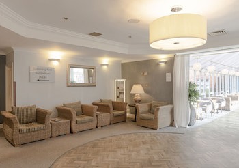 The Hog's Back Hotel & Spa Farnham