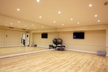 The Hog's Back Hotel & Spa Farnham