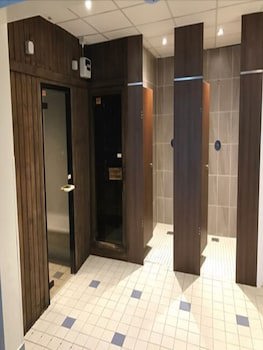 The Hog's Back Hotel & Spa Farnham