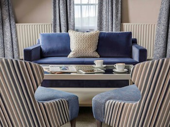Mercure Gloucester Bowden Hall Hotel