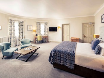 Mercure Gloucester Bowden Hall Hotel