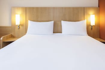 Ibis Setubal