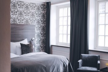 Clarion Grand Hotel