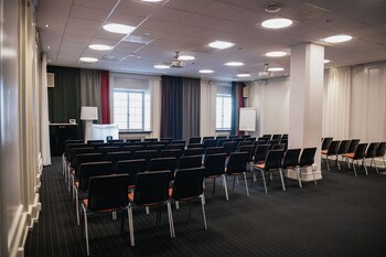 Clarion Grand Hotel