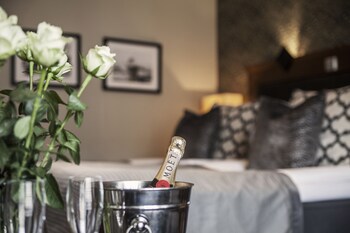 Clarion Grand Hotel