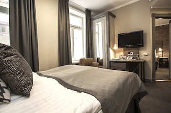 Clarion Grand Hotel