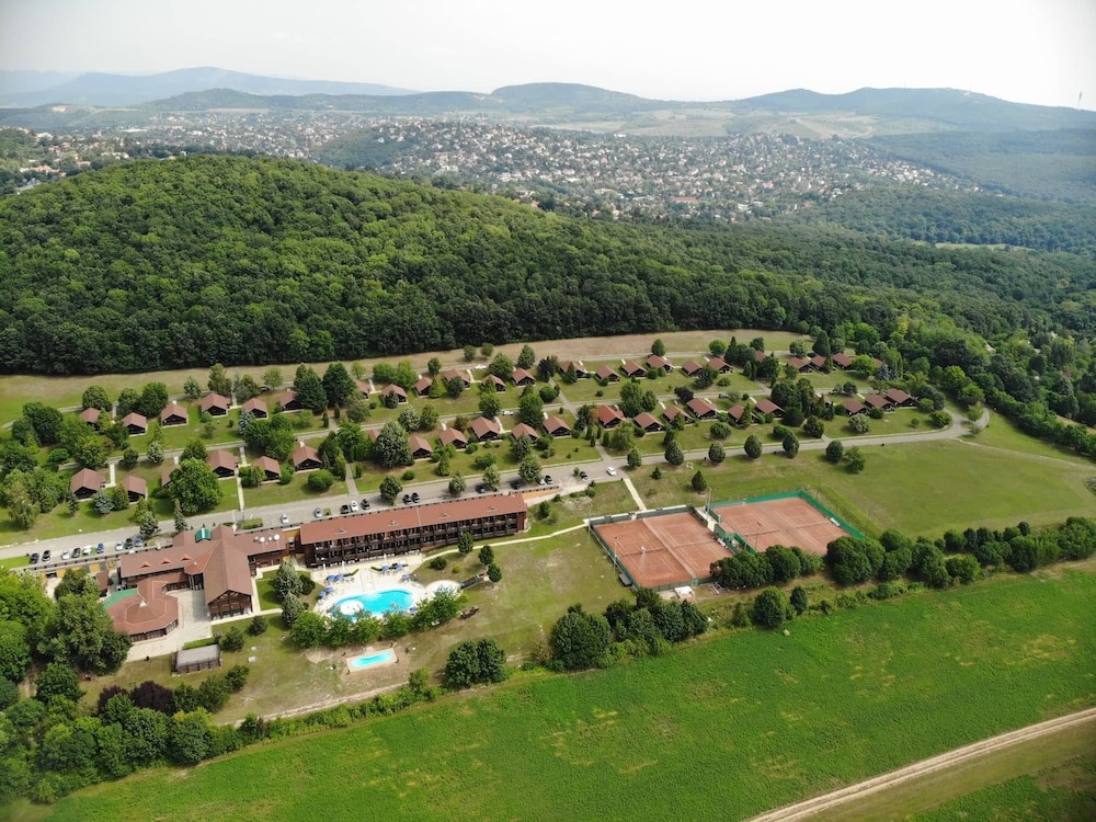 Petnehazy Aparthotel