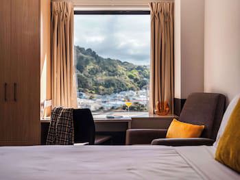 Atura Wellington