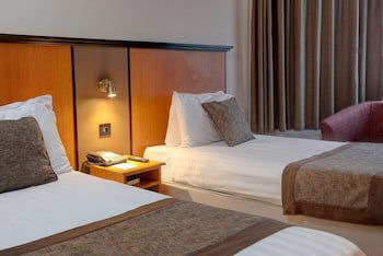Best Western Corona
