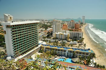 El Cid Castilla Beach Hotel