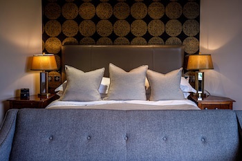 Alexander House And Utopia Spa