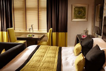 Alexander House And Utopia Spa