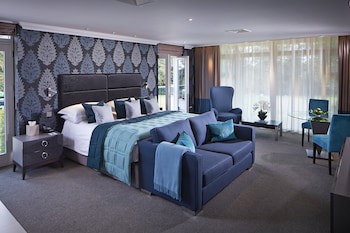 Alexander House And Utopia Spa