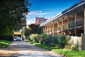 Alexander House And Utopia Spa