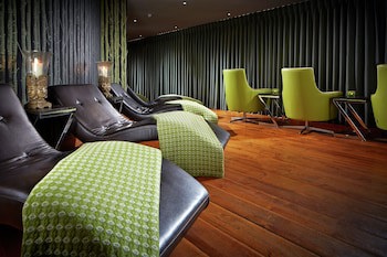 Alexander House And Utopia Spa