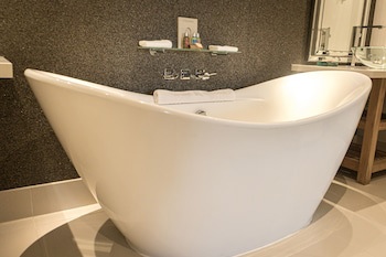 Alexander House And Utopia Spa