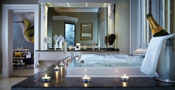 Alexander House And Utopia Spa