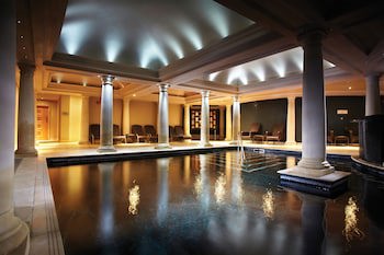 Alexander House And Utopia Spa