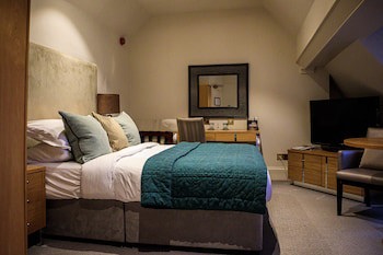 Alexander House And Utopia Spa