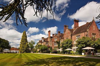 Alexander House And Utopia Spa