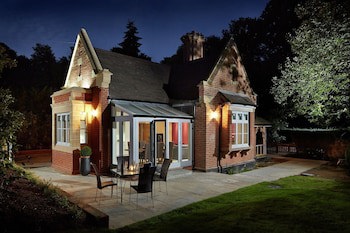 Alexander House And Utopia Spa