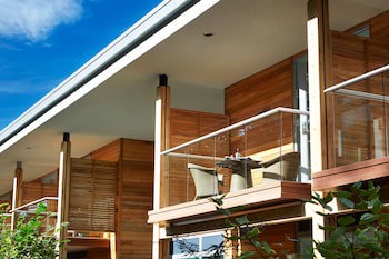 Alexander House And Utopia Spa