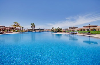 Golf Beach Resort