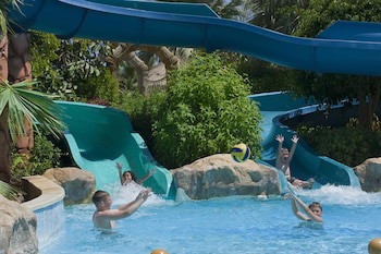 Golf Beach Resort