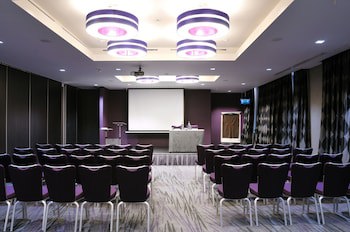 Doubletree By Hilton London West End