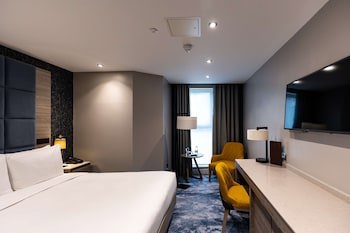 Doubletree By Hilton London West End