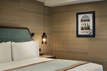 Doubletree By Hilton London West End