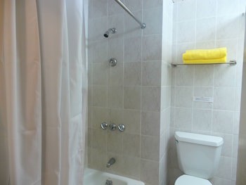 Allamanda Beach Hotel