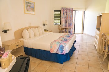 Allamanda Beach Hotel