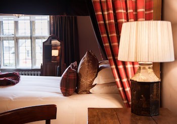 The Lygon Arms - An Iconic Luxury Hotel