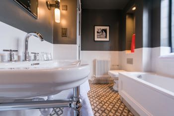 The Lygon Arms - An Iconic Luxury Hotel