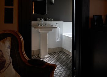 The Lygon Arms - An Iconic Luxury Hotel