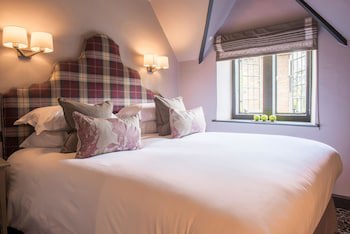 The Lygon Arms - An Iconic Luxury Hotel