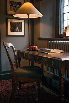 The Lygon Arms - An Iconic Luxury Hotel